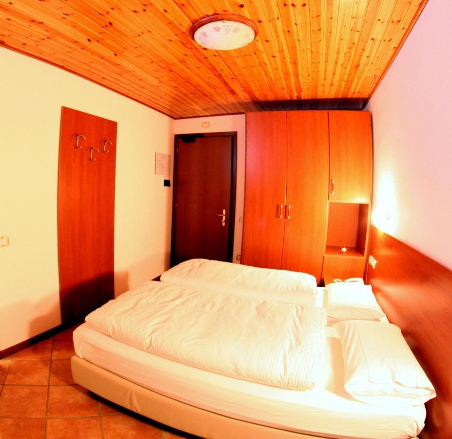 Hotel Milano Piazzatorre Luaran gambar
